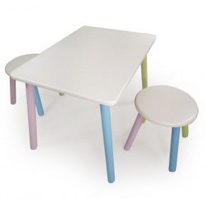 Детский комплект стол и два табурета круглых с накладкой Алфавит (Белый, Белый, Цветной) в Серове - serov.mebel-74.com | фото
