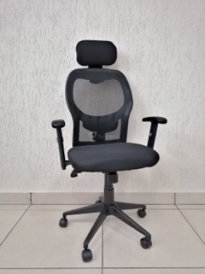 Кресло Barneo K-128 для персонала (черная ткань черная сетка) в Серове - serov.mebel-74.com | фото