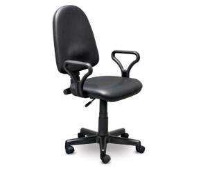 Кресло офисное Престиж+ (черный кожзам PV-1) г/п 140/ПВМ/ гольф в Серове - serov.mebel-74.com | фото