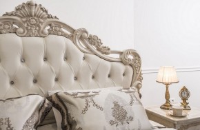Кровать с мягким изголовьем Патрисия (1600) крем в Серове - serov.mebel-74.com | фото